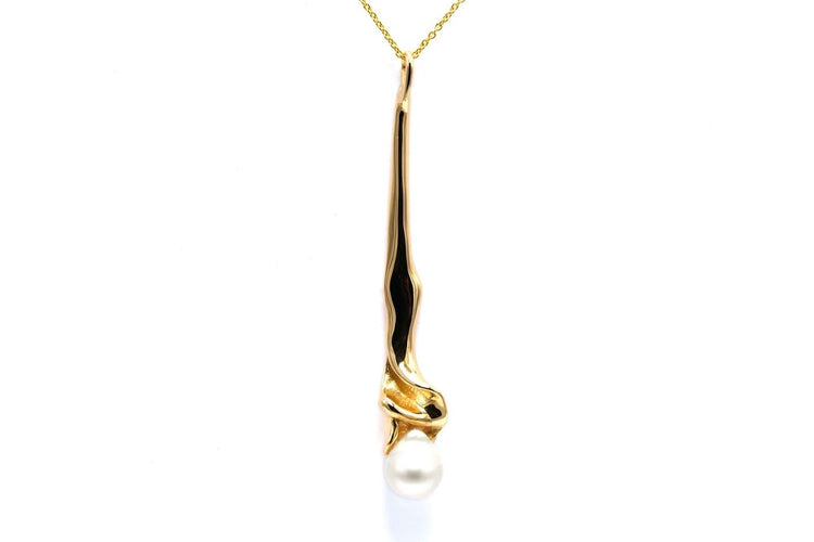 Pendentif Pendentif années 70 en or jaune 18 carats, perle et diamants 58 Facettes 23449
