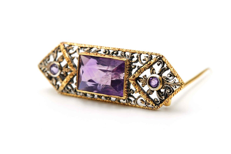 Broche Broche Napoléon III en or jaune 18 carats et argent sertie d’améthystes 58 Facettes 23453