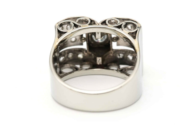 Bague 52 Bague Art déco sertie de diamants en or blanc 18 carats 58 Facettes 23386