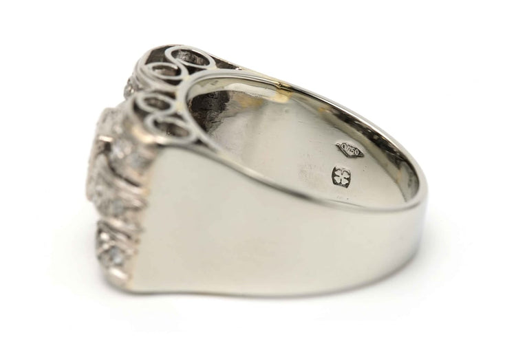 744b9431-76f7-4ff1-7b76-f0d16835a500