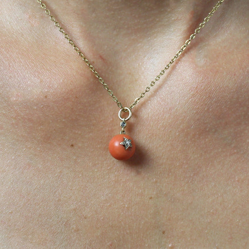 breloque-ancienne-boule-de-corail-etoile-diamantee-p-image-180425-grande.jpg