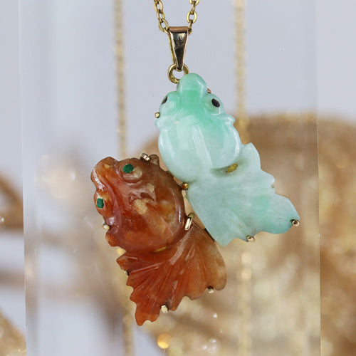 pendentif-jade-carpes-koi-p-image-177784-grande.jpg