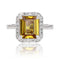 https://www.bijouxbaume.com/upload/image/bague-saphir-jaune-diamants-baguette-p-image-175250-grande.jpg
