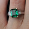 bague-emeraude-et-diamants-or-blanc-p-image-169696-grande.jpg