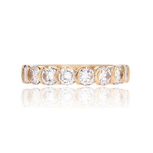 https://www.bijouxbaume.com/upload/image/demi-alliance-diamants-or-jaune-p-image-167713-grande.jpg