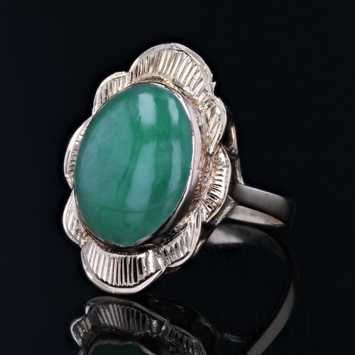 https://www.bijouxbaume.com/upload/image/bague-ancienne-jade-et-or-p-image-163650-grande.jpg