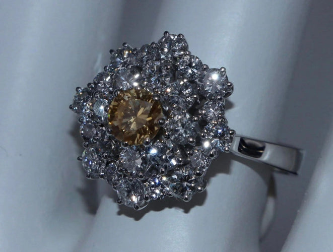 Bague 54 Bague en or blanc tendance Orange Diamond 58 Facettes BA-33