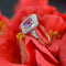 https://www.bijouxbaume.com/upload/image/bague-style-art-deco-saphir-rose-et-diamants-p-image-137090-grande.jpg