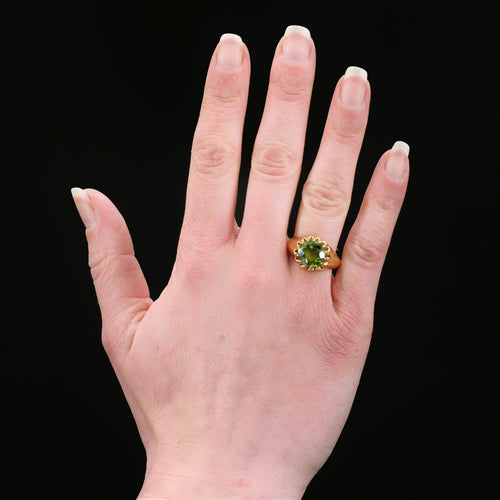 https://www.bijouxbaume.com/upload/image/bague-vintage-or-peridot-p-image-173630-grande.jpg