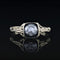 https://www.bijouxbaume.com/upload/image/solitaire-ancien-diamant-email-noir-et-or-p-image-132841-grande.jpg