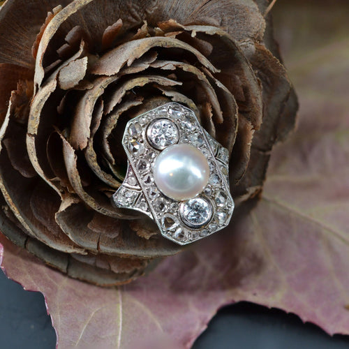 https://www.bijouxbaume.com/upload/image/bague-ancienne-art-deco-perle-et-diamants-p-image-131729-grande.jpg