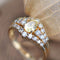 https://www.bijouxbaume.com/upload/image/bague-saphir-jaune-et-diamants-or-jaune-p-image-129599-grande.jpg