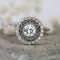 https://www.bijouxbaume.com/upload/image/bague-ronde-dentelle-de-Platina-et-diamants-p-image-172134-grande.jpg