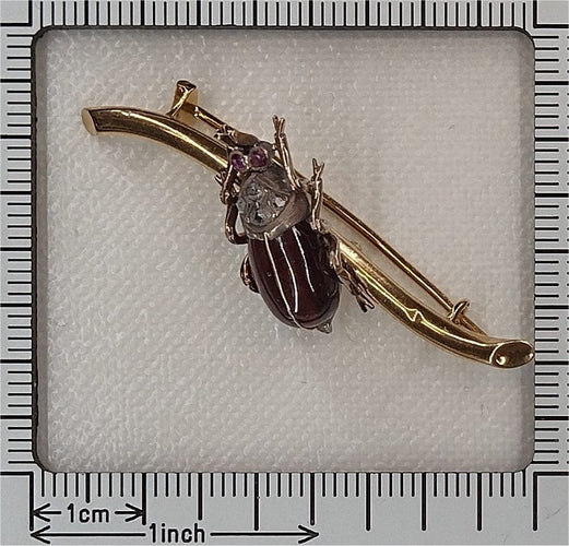 Broche Broche scarabée victorienne française, un insecte vif en grenat, rubis et diamants 58 Facettes 26050-0210