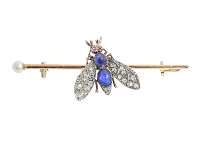 26050-0267.p02_Cirka 1900 Fransk Viktoriansk Flugbrosch med diamanter, safirer, rubiner och pärla-sv.jpg