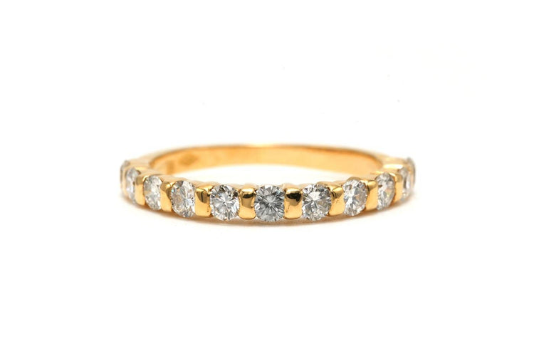 Bague 54 Alliance demi-américaine contemporaine en or jaune 18 carats et diamants taille brillant 58 Facettes 22695