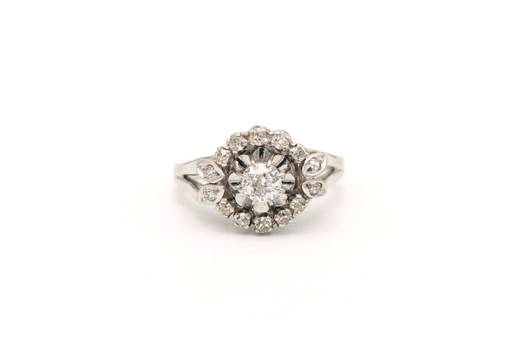 Bague 53 Bague Art déco en or blanc 18 carats sertie de diamants 58 Facettes 20158
