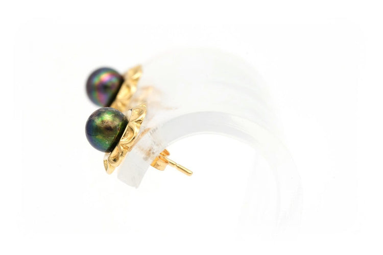 Boucles d'oreilles Boucles d'oreilles années 1970 en or jaune 18 carats et perles de Tahiti 58 Facettes B547