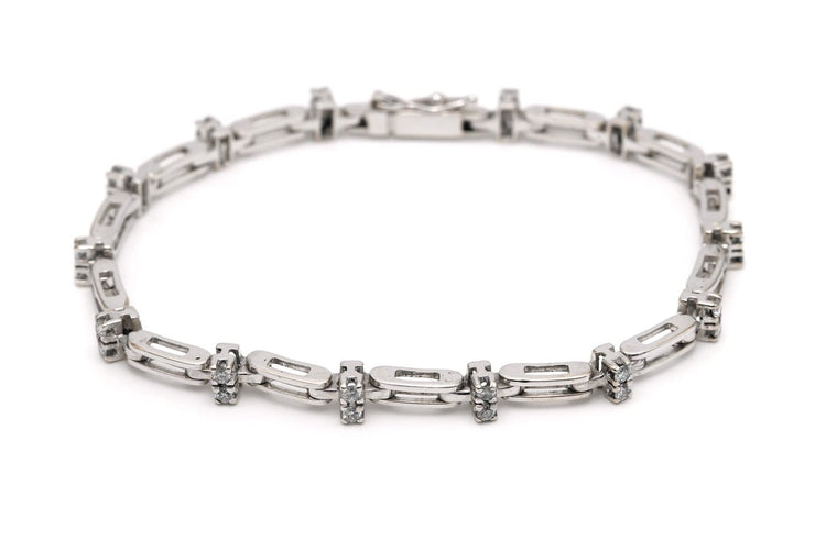 Bracelet Bracelet contemporain en or blanc 18 carats serti de diamants taille brillant (0,84 ct) 58 Facettes B777