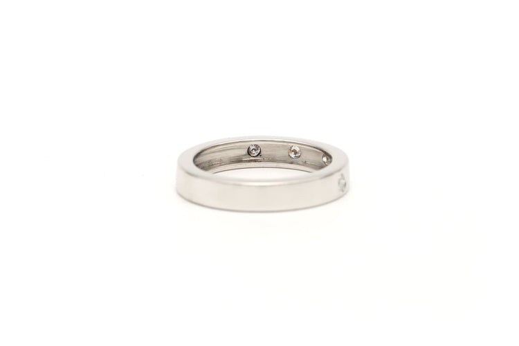 Bague 55 Bague contemporaine en or blanc 18 carats sertie de diamants taille brillant 0,25 ct 58 Facettes 19366