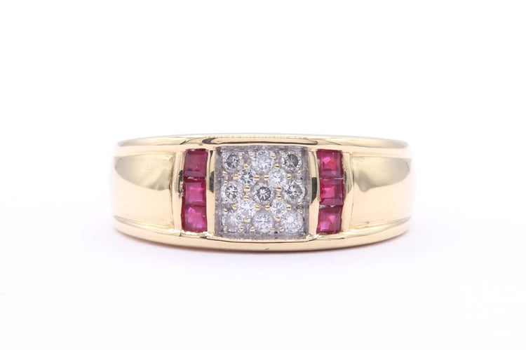Bague 57 Bague contemporaine en or jaune 18 carats, rubis et diamants taille brillant 58 Facettes B402