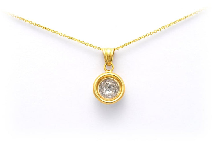 Pendentif Pendentif contemporain en or jaune 18 carats serti de diamants taille brillant 58 Facettes 22913