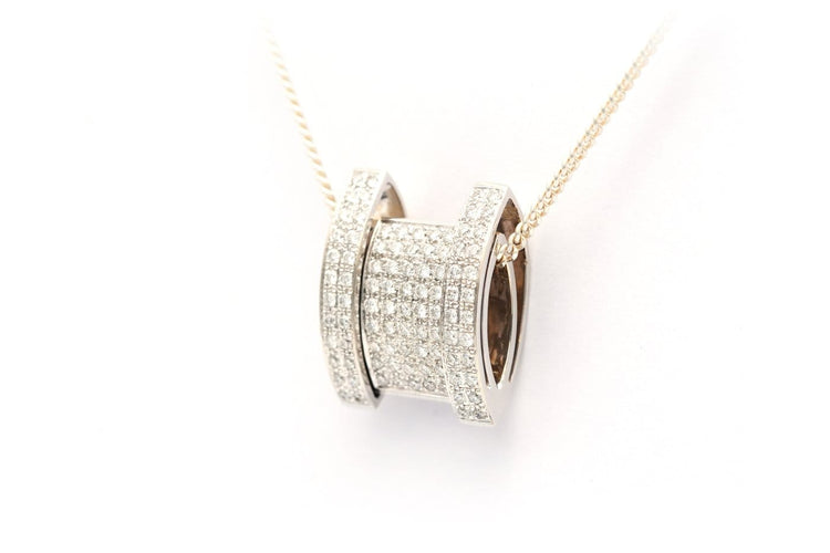 Pendentif Pendentif contemporain en or blanc 18 carats serti de diamants taille brillant (0,465 ct) 58 Facettes 22454