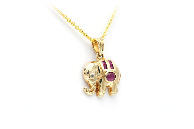 Pendentif Pendentif contemporain en or jaune 18 carats serti de rubis et diamant 58 Facettes 22055
