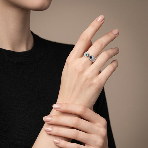 Bague 52 Bague bandeau en or gris, émeraude, saphir et diamants 58 Facettes OC-61E00504
