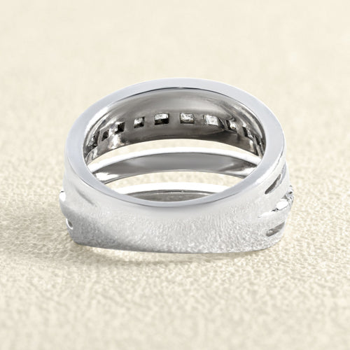 bague-structure-or-blanc-et-diamants-baguette.jpg