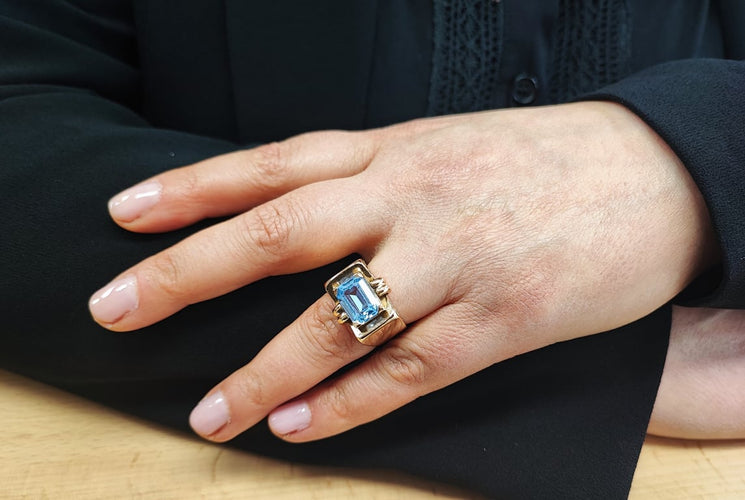 f7f23882-3932-40c7-46c7-3416d00a2c00