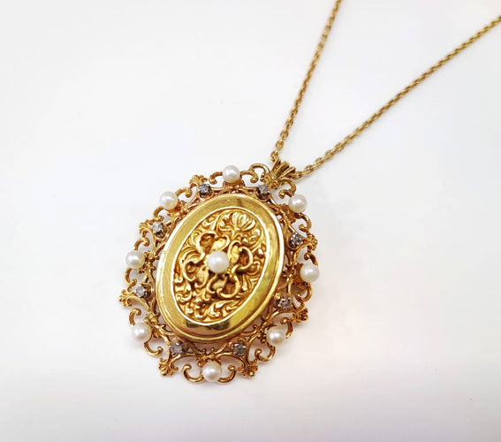 1e71e8fd-0c35-4e32-a040-ffd343b0de00