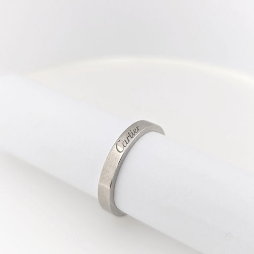 https://18carats.fr/wp-content/uploads/24331-24943-Wedding band-C-Cartier-en-platinum-scaled.jpg