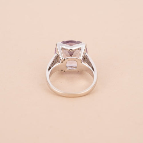 bef79044-043a-4817-9876-48c0ed99f800