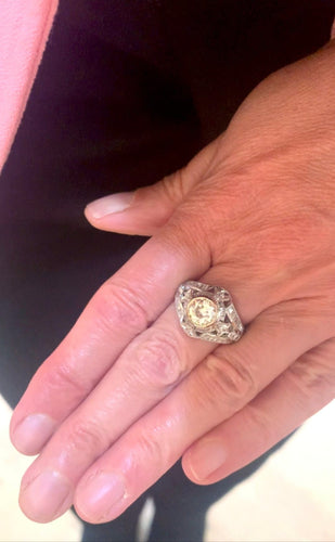 Bague 53 Art Déco - Bague en or gris 18 carats diamants 58 Facettes BD172
