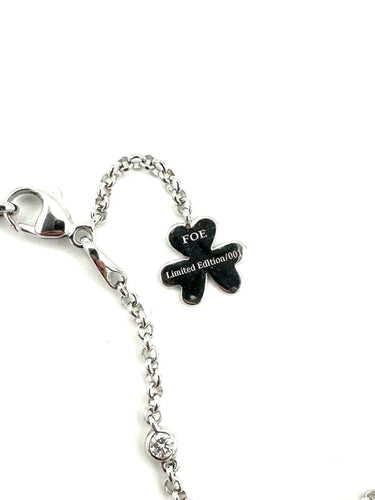 Collier Mouawad Flower of Eternity - Collier en or blanc 18K saphirs et diamants 58 Facettes MOUAWAD Collier