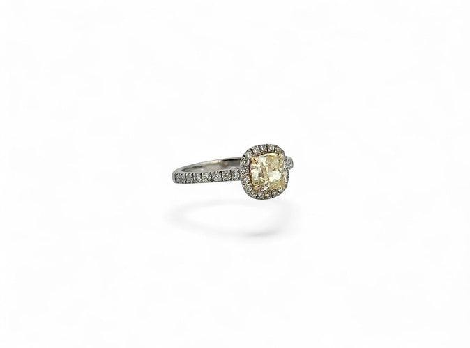 Bague 52 Solitaire - Bague diamant jaune fancy en or blanc 18 carats 58 Facettes SKU