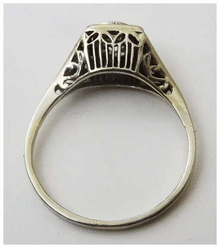 e0f35900-1fab-442e-ae1b-6b5f15555100