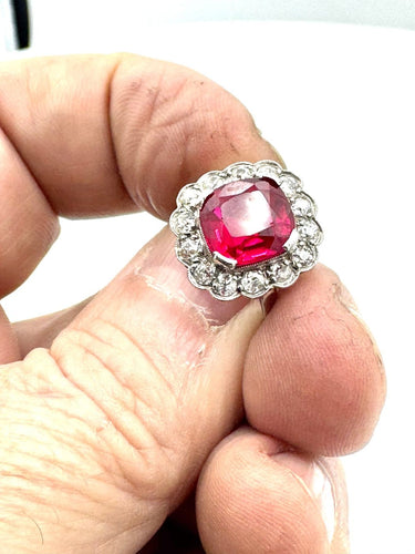 Bague Bague en or, rubis et diamants 1,12 ct 58 Facettes 240371