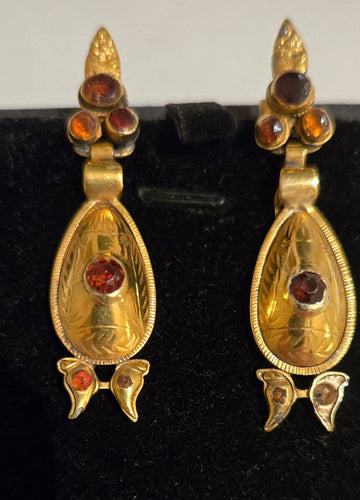 Boucles d'oreilles Catalan - Boucles d'oreilles en or 18 ct et grenats hessonite 58 Facettes 1