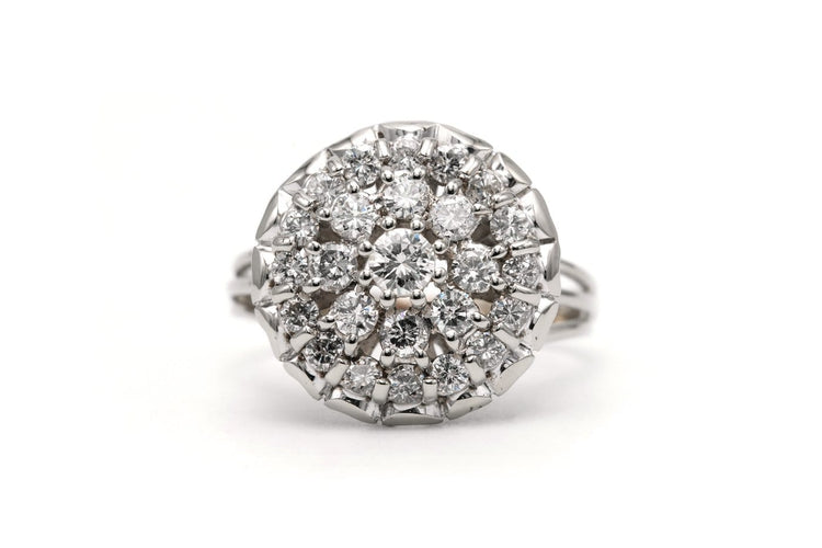 Bague 54 Bague années 50 en or blanc 18 carats et diamants taille brillant 58 Facettes 23501