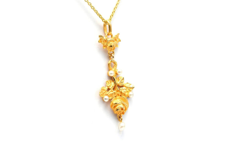 Pendentif Pendentif Napoléon III en or jaune 18 carats serti de perles 58 Facettes 23541