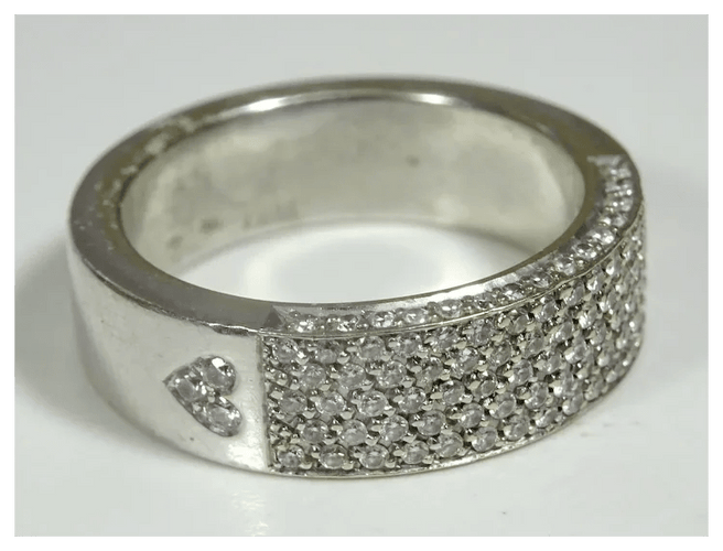 e14bba76-dd06-4d5f-91d9-f111404c7c00