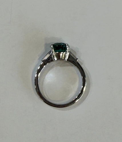Bague 53 Solitaire - Bague en or blanc avec tourmaline verte et diamants 58 Facettes 417 50434