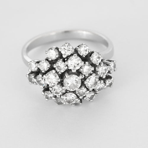 Bague 51 Élégante bague « gerbe » en or blanc et diamants 58 Facettes B260032