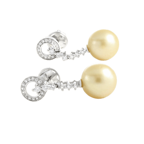 Boucles d'oreilles Boucles d'oreilles pendantes en or blanc, perles et diamants 58 Facettes 661D00003