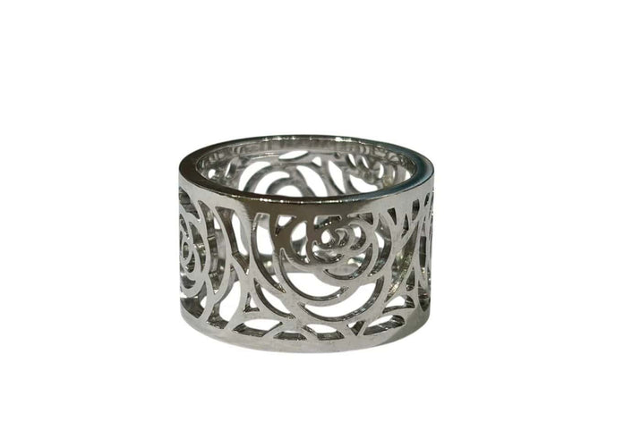 Bague 52 Chanel - Bague Camélia en or blanc 18k 58 Facettes