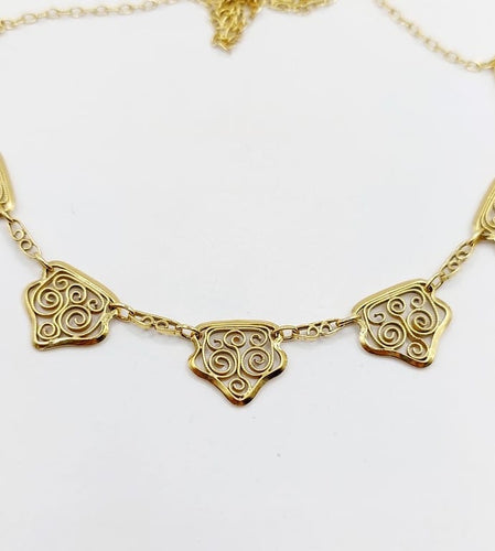 06f09794-b6d2-4963-7616-0a9614cf7900