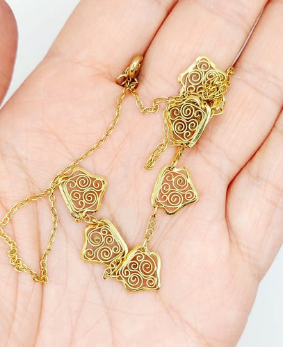 a9c6a23d-d3e1-4021-a9db-436bf1e6e400