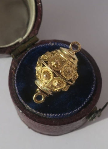 27cf8fa1-712b-479c-467f-ef26c3268100